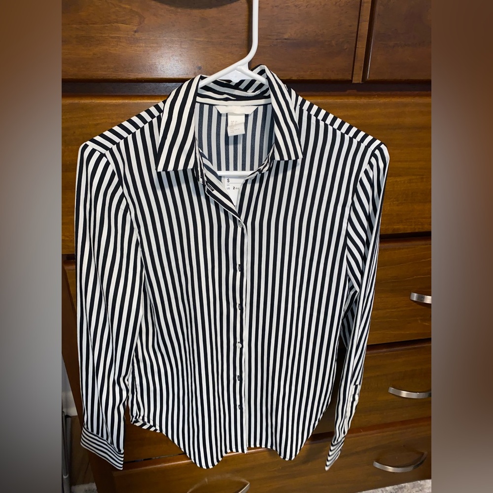 Long sleeve striped button up, H&M, new with tags